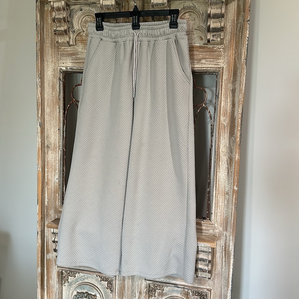 Umgee Causual wide leg Cropped Pant